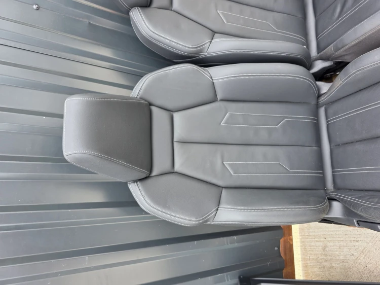 FOTEL FOTELE AUDI Q4 E-TRON SPORTBACK PODGRZEWANE !!!