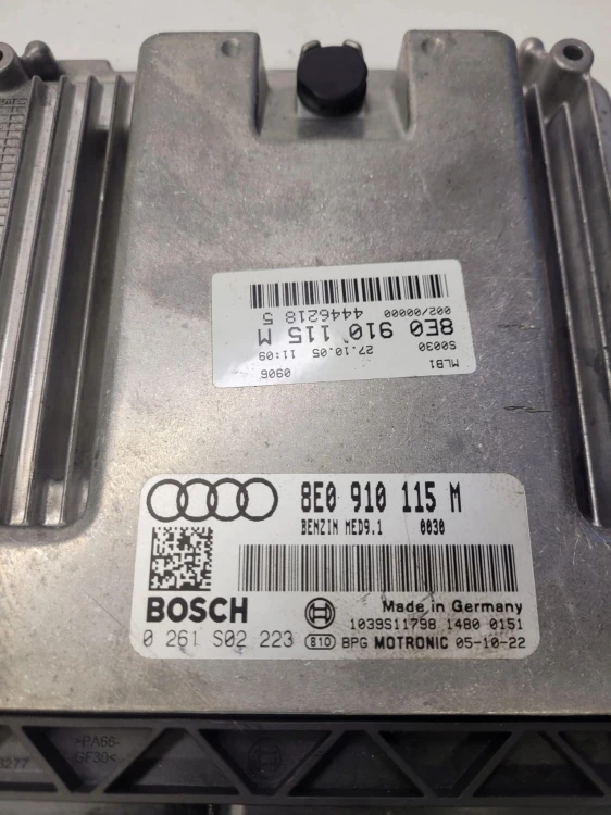 STEROWNIK KOMPUTER AUDI A4 B7 2.0 TFSI 8E0910115M
