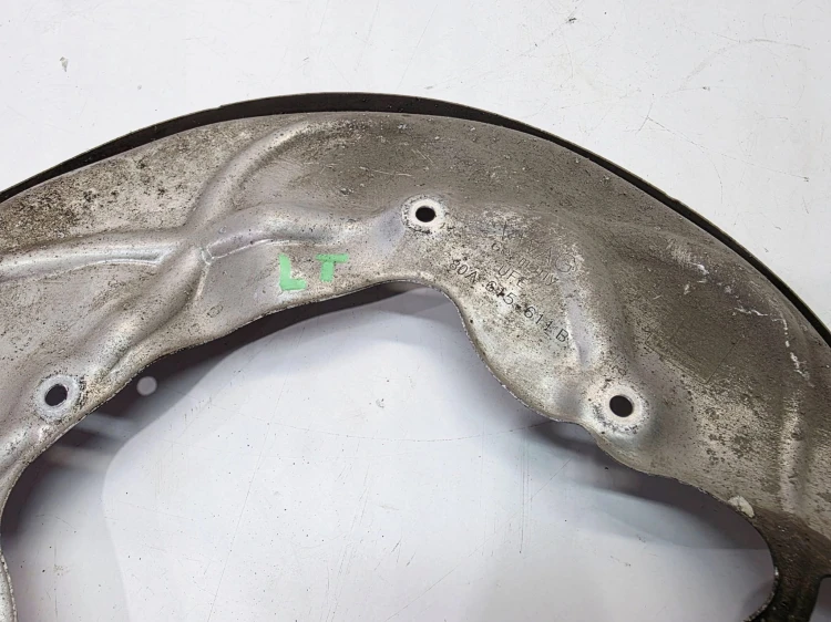 OSŁONA TARCZY HAMULCOWEJ LEWY TYŁ AUDI A6 C8 Q5 FY 80A615611B