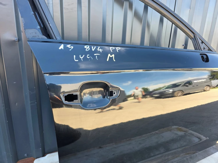 DRZWI PRAWY PRZÓD AUDI A3 8V SPORTBACK 8V4 5-DRZWI LY9T !!!