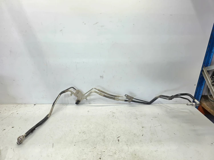WĄŻ KLIMATYZACJI ZAWÓR CZYNNIKA CHŁODZĄCEGO AUDI Q7 4M 4M0816885F