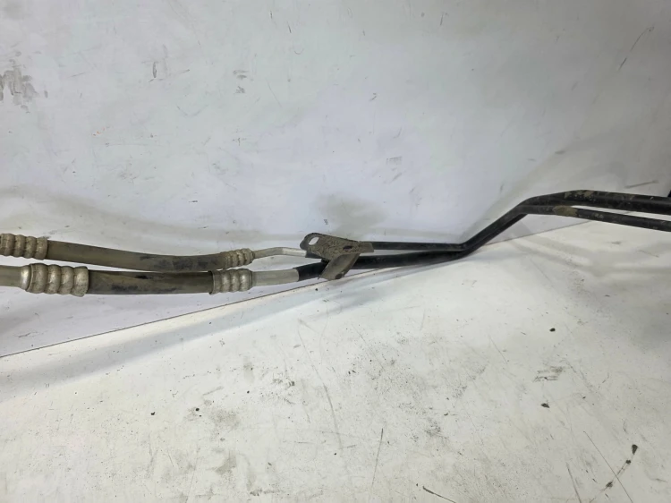 WĄŻ KLIMATYZACJI ZAWÓR CZYNNIKA CHŁODZĄCEGO AUDI Q7 4M 4M0816885F