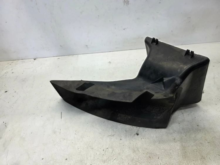 KIEROWNICA POWIETRZA LEWA AUDI A4 B7 2.0 TFSI 8E0117335K *2*