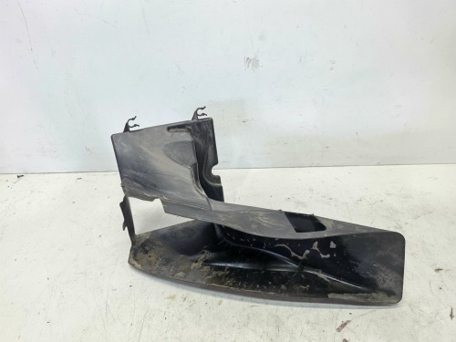 KIEROWNICA POWIETRZA PRAWA AUDI A4 B7 3.0 TDI 8E0117336J *2*