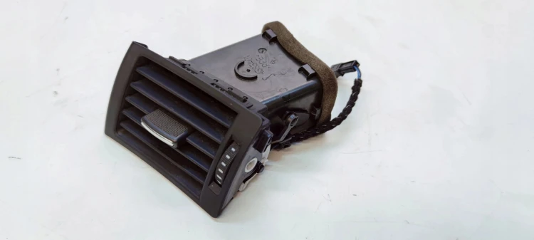 KRATKA NAWIEWU LEWA AUDI A4 B6 B7 8E0820901F 6PS