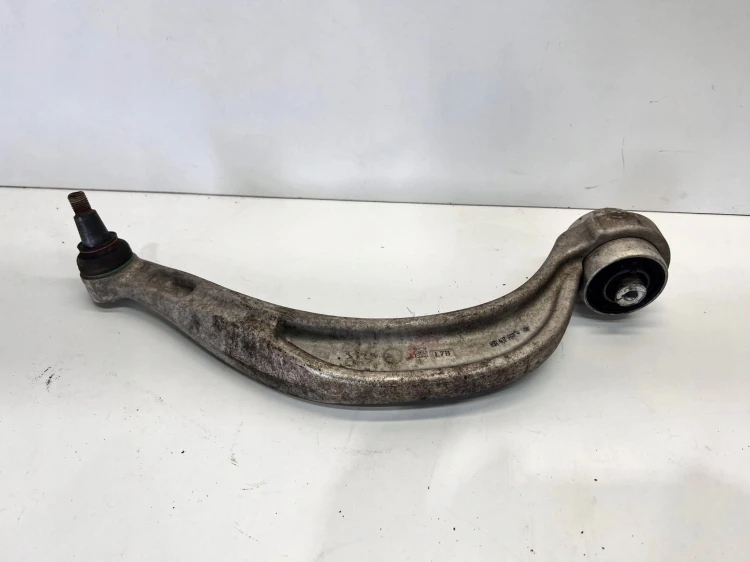 WAHACZ BANAN LEWY PRZÓD AUDI A6 C8 Q5 FY 80A407695C