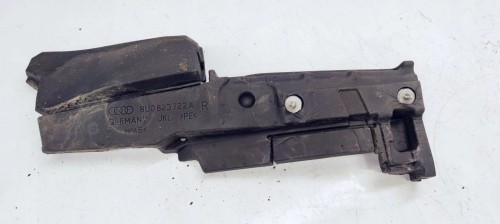 WYGŁUSZENIE BŁOTNIKA PRAWE AUDI Q3 8U0823722A