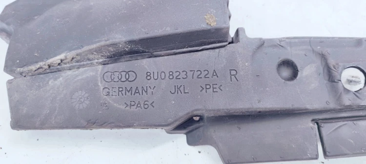 WYGŁUSZENIE BŁOTNIKA PRAWE AUDI Q3 8U0823722A
