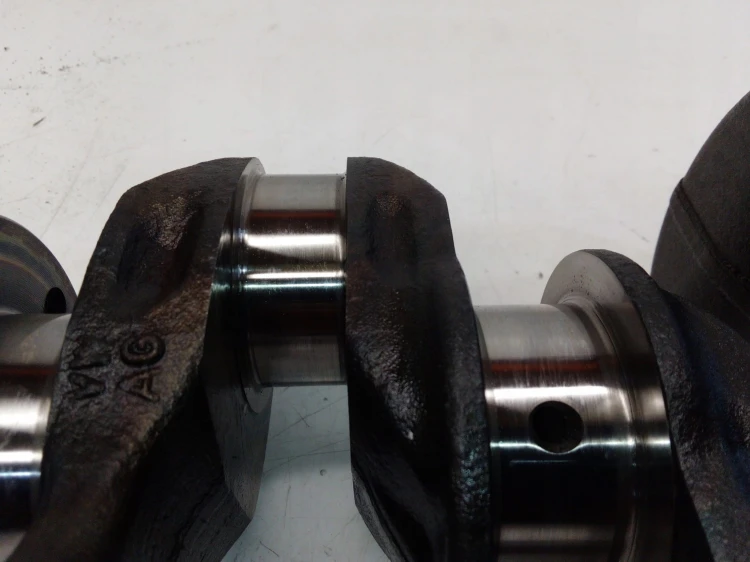 WAŁ KORBOWY AUDI VW SEAT SKODA 1.4 TFSI 04EB CMB