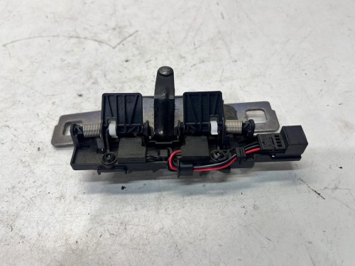 ZAMEK KLAPY TYŁ AUDI Q5 FY Q7 4M 80A827507