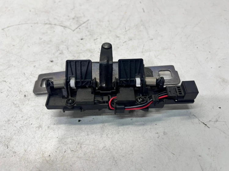 ZAMEK KLAPY TYŁ AUDI Q5 FY Q7 4M 80A827507