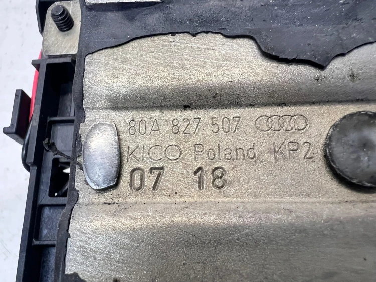ZAMEK KLAPY TYŁ AUDI Q5 FY Q7 4M 80A827507