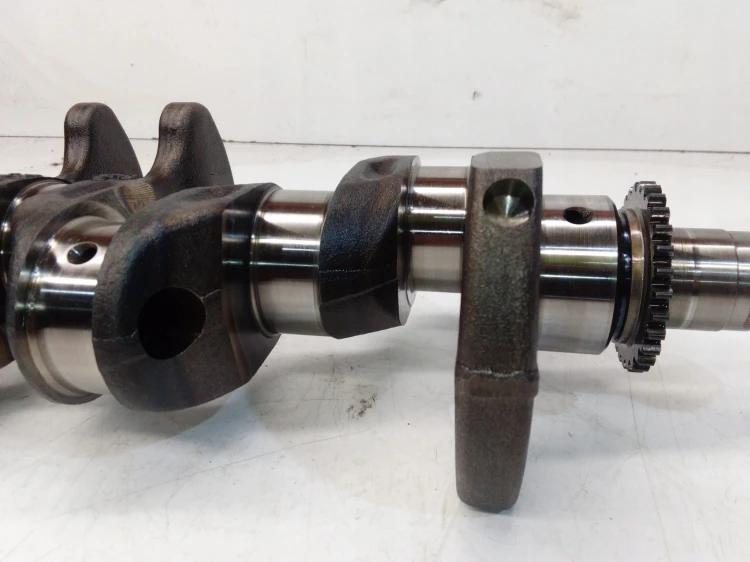 WAŁ KORBOWY AUDI VW SEAT SKODA 1.4 TFSI 04EB CMB