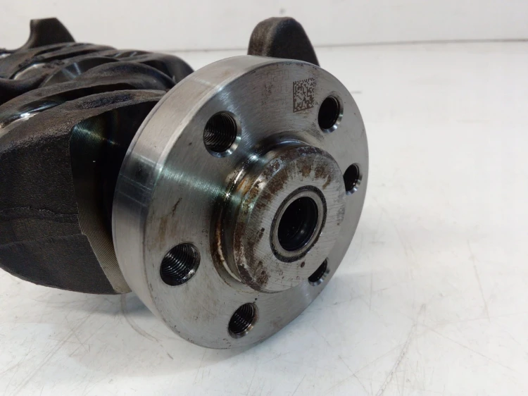 WAŁ KORBOWY AUDI VW SEAT SKODA 1.4 TFSI 04EB CMB