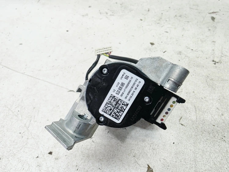STACYJKA + KLUCZYK AUDI VOLKSWAGEN SEAT SKODA 1K0905851 5Q0905865 AUTOMAT *