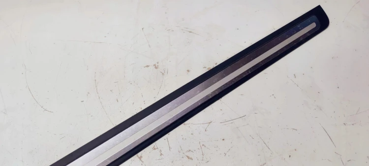 LISTWA PROGOWA PRAWA AUDI A5 S5 8T0853374