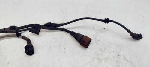 WIĄZKA ZACISKU LEWY TYŁ AUDI A6 C6 4F0972253P