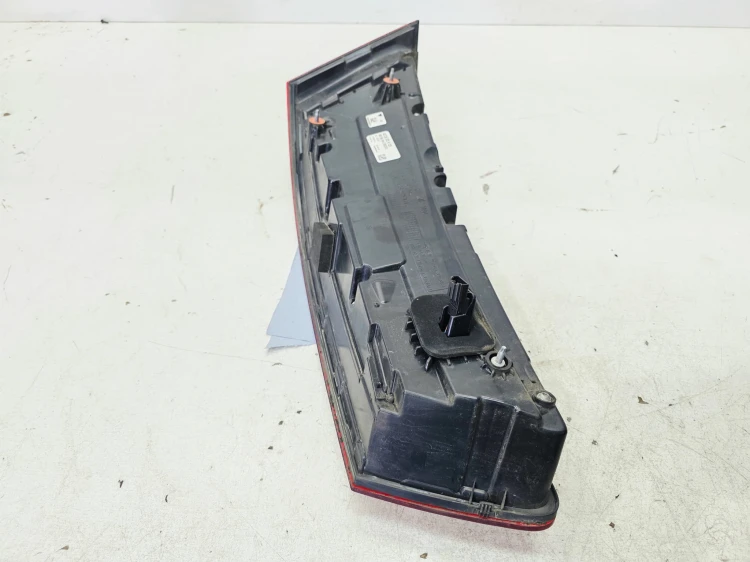LAMPA PRAWY TYŁ LED AUDI Q7 4M 4M0945094E