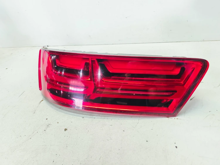 LAMPA LEWY TYŁ LED AUDI Q7 4M 4M0945093E