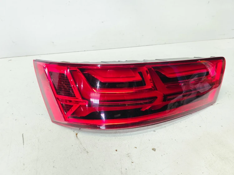 LAMPA LEWY TYŁ LED AUDI Q7 4M 4M0945093E