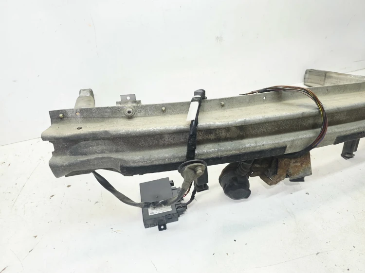 BELKA HAKA HOLOWNICZEGO + MODUŁ AL-KO AUDI A4 B7 8E0800491B 8E0907383B