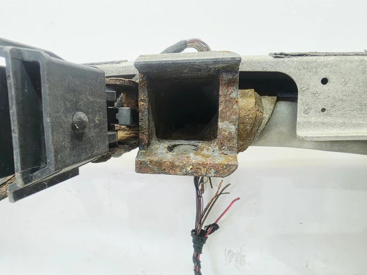 BELKA HAKA HOLOWNICZEGO + MODUŁ AL-KO AUDI A4 B7 8E0800491B 8E0907383B