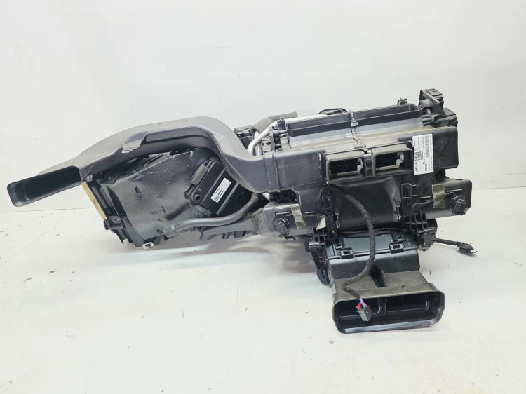 NAGRZEWNICA DMUCHAWA WENTYLATOR AUDI Q7 4M 4M2816005E