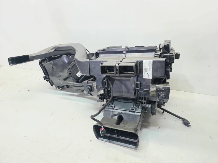 NAGRZEWNICA DMUCHAWA WENTYLATOR AUDI Q7 4M 4M2816005E