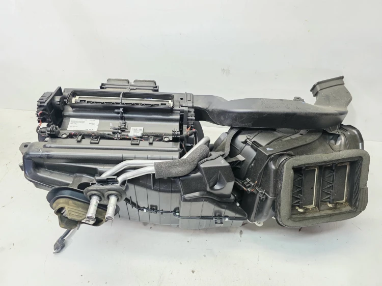 NAGRZEWNICA DMUCHAWA WENTYLATOR AUDI Q7 4M 4M2816005E
