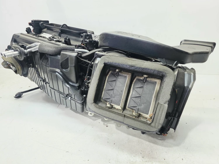 NAGRZEWNICA DMUCHAWA WENTYLATOR AUDI Q7 4M 4M2816005E