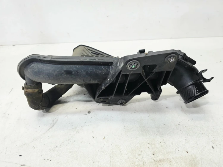 RURA PRZEWÓD INTERCOOLERA AUDI A4 B8 A5 8T Q5 8R 8K0145673AJ