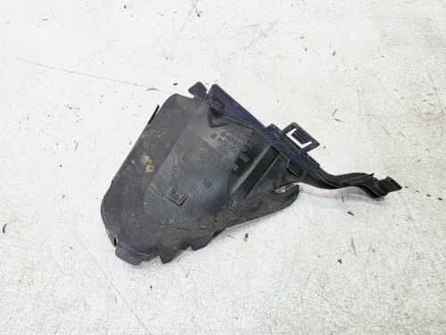 KIEROWNICA POWIETRZA Z PASA PRZEDNIEGO PRAWA AUDI A4 B9 A5 8W 8W0121674B