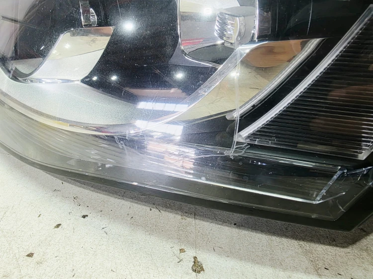 REFLEKTOR LAMPA LEWY PRZÓD AUDI A4 B8 8K0941029AG UK 24/26