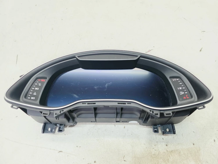 LICZNIK ZEGARY WYŚWIETLACZ VIRTUAL COCKPIT AUDI Q7 4M 4M0920790B