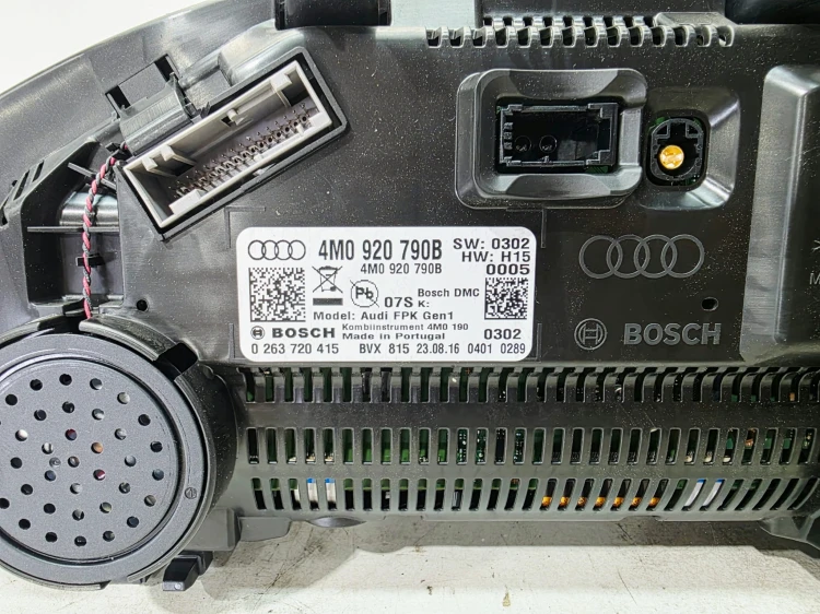 LICZNIK ZEGARY WYŚWIETLACZ VIRTUAL COCKPIT AUDI Q7 4M 4M0920790B