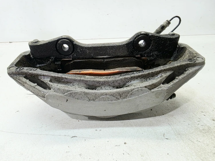 ZACISK HAMULCOWY LEWY PRZÓD AUDI A6 C8 A7 4K0615105AH 350MM