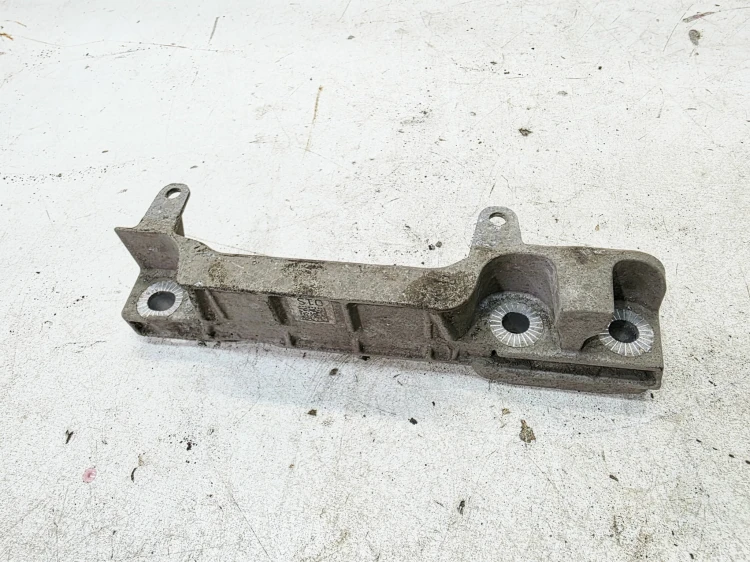 WSPORNIK WZOMOCNIENIE RAMY POMOCNICZEJ AUDI A6 C8 A7 4N0505219A