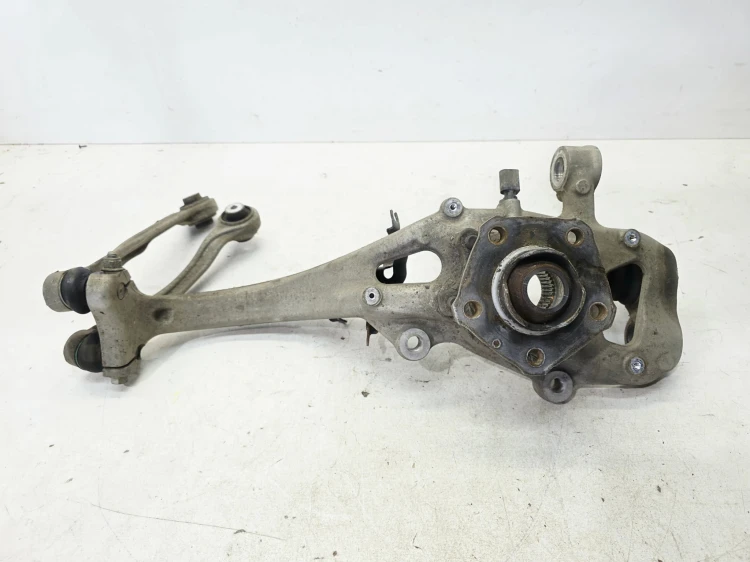 ZWROTNICA PIASTA PRAWY PRZÓD AUDI A6 C8 4K0407242D 4K0407560D