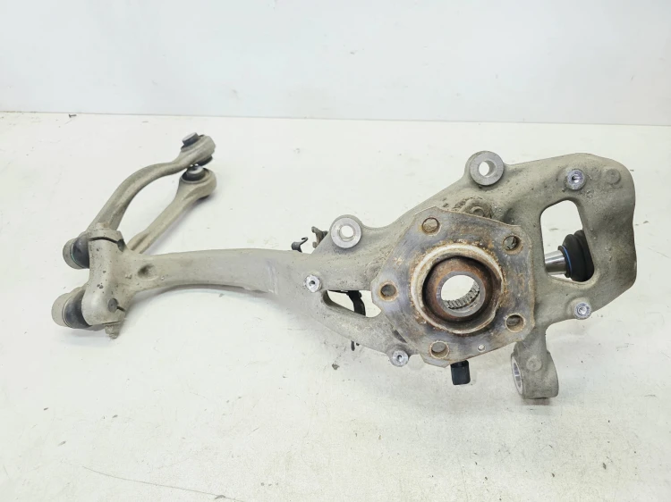 ZWROTNICA PIASTA LEWY PRZÓD AUDI A6 C8 4K0407241D 4K0407559D