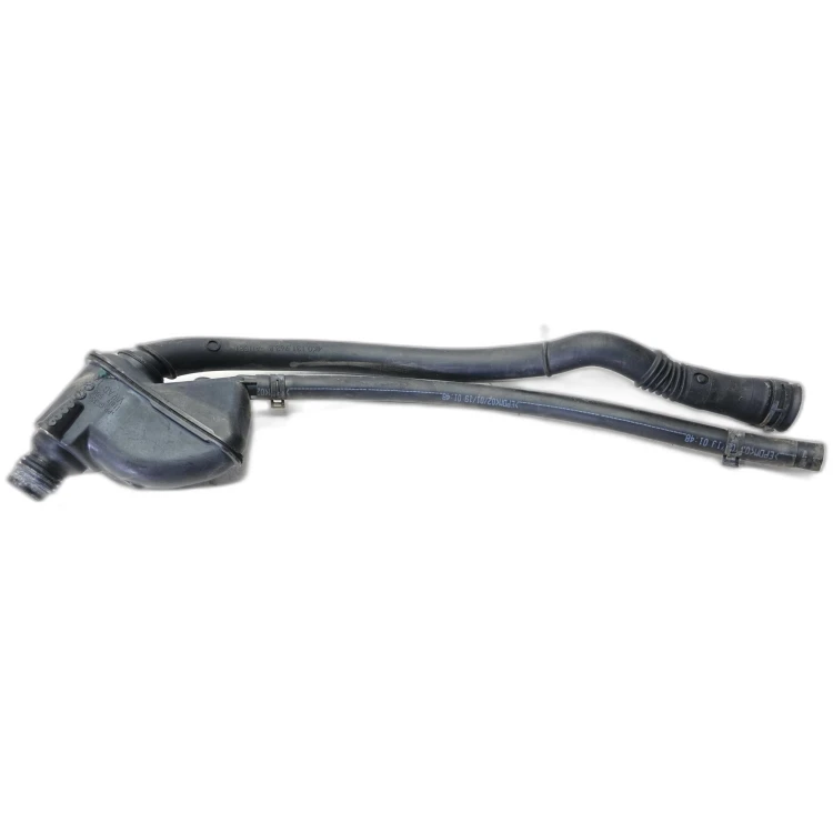 WLEW PŁYNU ŚRODKA REDUKUJĄCEGO AUDI A6 C8 4K0131963B