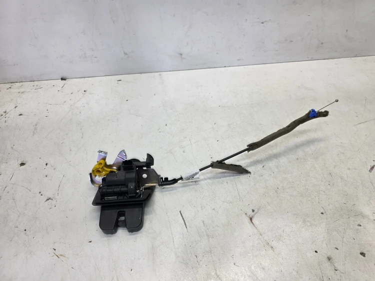 ZAMEK KLAPY TYŁ AUDI A4 B9 A5 8W Q7 4M 4M0827506D