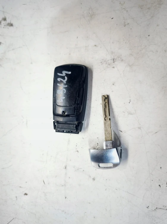 KLUCZYK PILOT KEYLESS AUDI A4 B9 A5 8W Q7 4M 4M0959754AJ 49/24