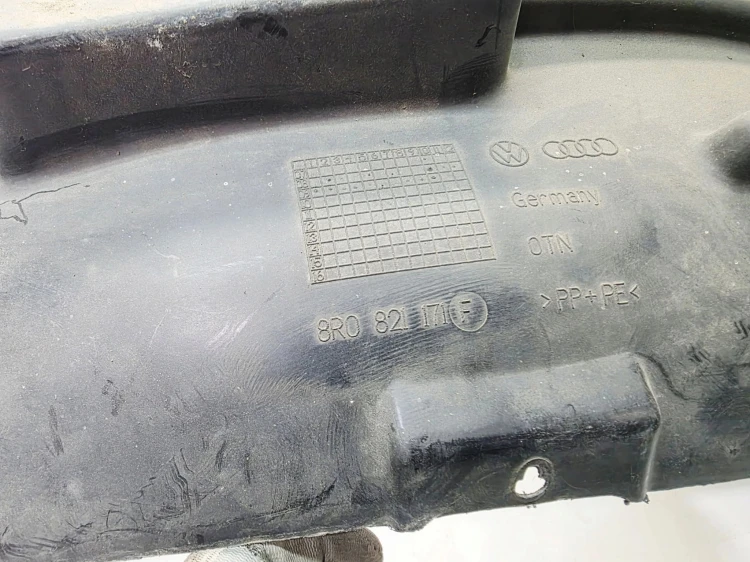 NADKOLE PLASTIKOWE LEWY PRZÓD AUDI Q5 8R 8R0821171F