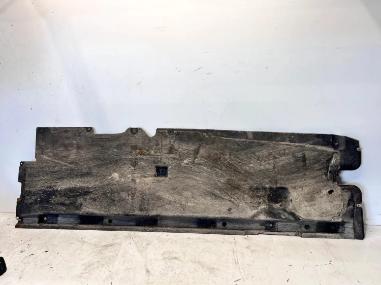 OSŁONA PŁYTA PODWOZIA LEWA AUDI A6 C8 4K0825207 107/26