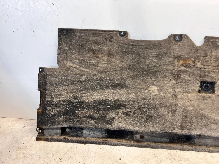 OSŁONA PŁYTA PODWOZIA LEWA AUDI A6 C8 4K0825207 107/26