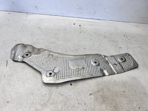 OSŁONA TERMICZNA PODŁUŻNICY LEWA AUDI A6 C8 40804161B