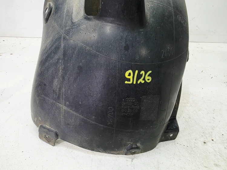 NADKOLE PLASTIKOWE LEWY PRZÓD AUDI A3 8P 8P0821171G 9/26