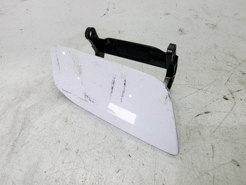 ZAŚLEPKA SPRYSKIWACZA PRAWA AUDI A6 C8 4K0807788B