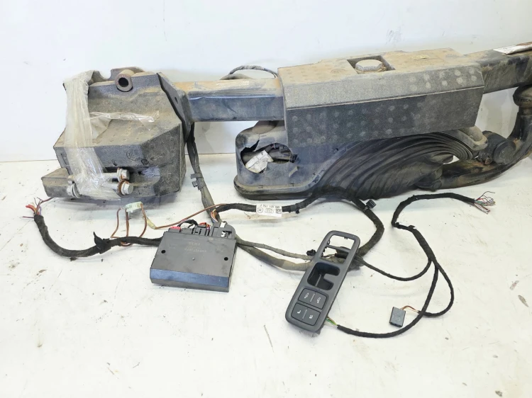 HAK HOLOWNICZY SKŁADANY WESTFALIA KOMPLETNY AUDI Q7 4M 4M0803881C