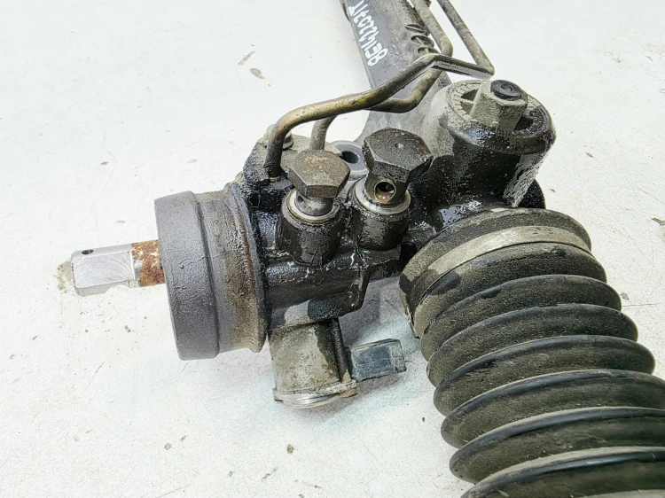 PRZEKŁADNIA KIEROWNICZA MAGLOWNICA AUDI A4 B7 8E1422071T